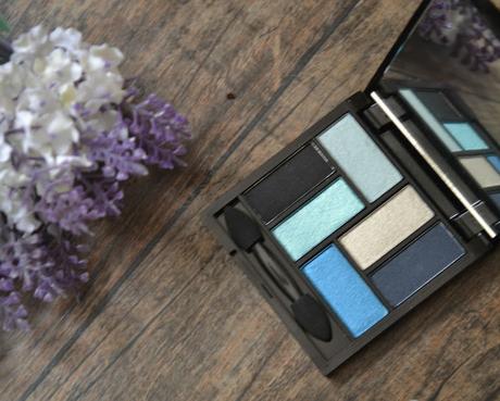 Maquillaje azul con el nuevo sexteto de sombras de NATURA!