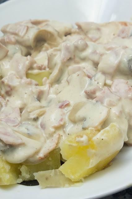 Pollo con patatas a la carbonara Pollo con patatas a la carbonara