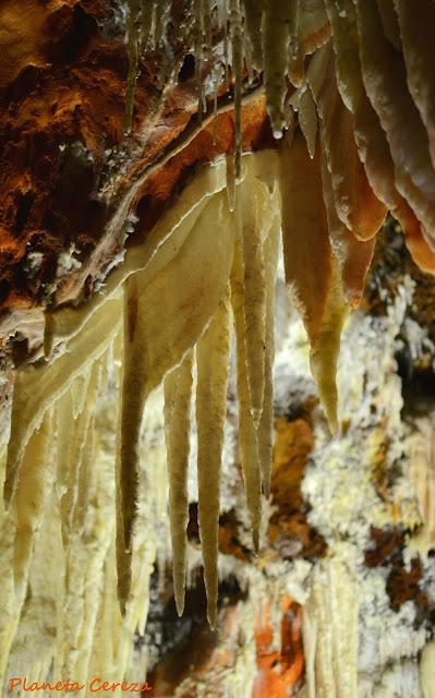Rincones. Las Cuevas del Águila Rincones. Las Cuevas del Águila