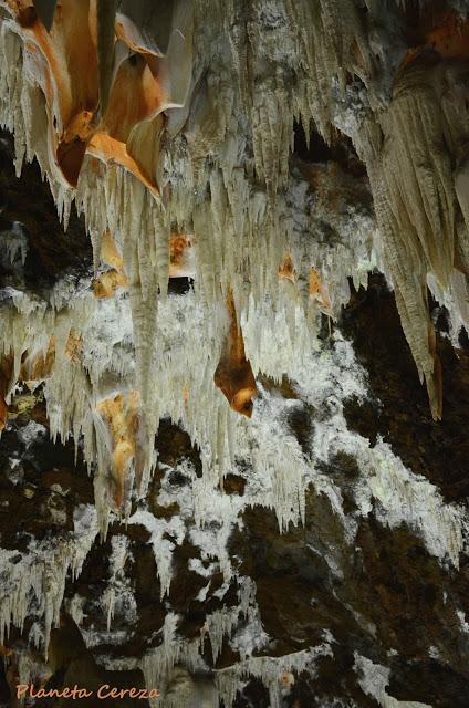 Rincones. Las Cuevas del Águila Rincones. Las Cuevas del Águila