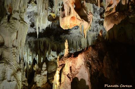 Rincones. Las Cuevas del Águila Rincones. Las Cuevas del Águila