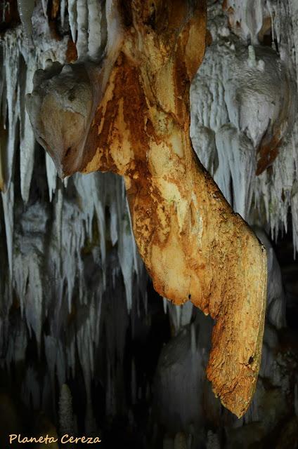 Rincones. Las Cuevas del Águila Rincones. Las Cuevas del Águila