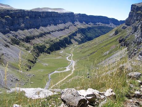 LOS PIRINEOS LOS PIRINEOS