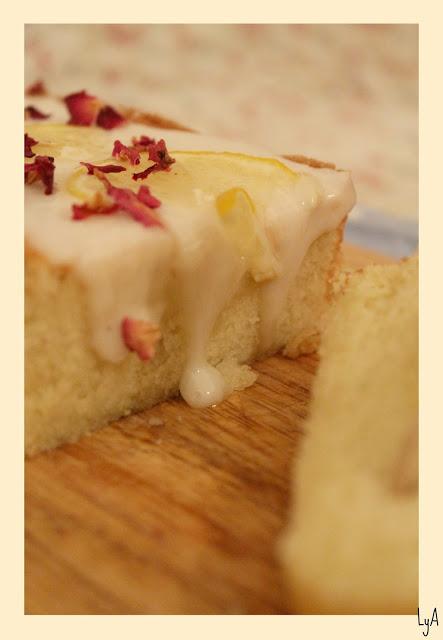 Bizcocho de limón... para el reto de la Marquesa de Parabere Bizcocho de limón... para el reto de la Marquesa de Parabere