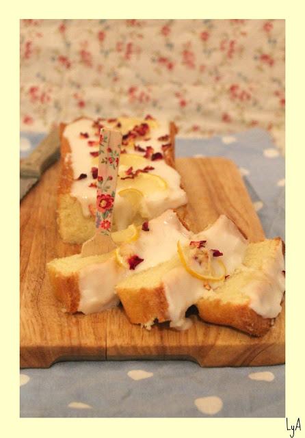 Bizcocho de limón... para el reto de la Marquesa de Parabere Bizcocho de limón... para el reto de la Marquesa de Parabere