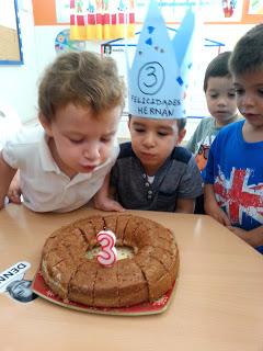 PRIMER CUMPLEAÑOS EN CLASE