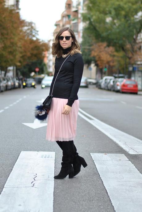 Pleated soft skirt Pleated soft skirt