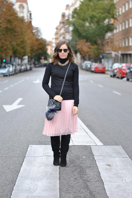 Pleated soft skirt Pleated soft skirt