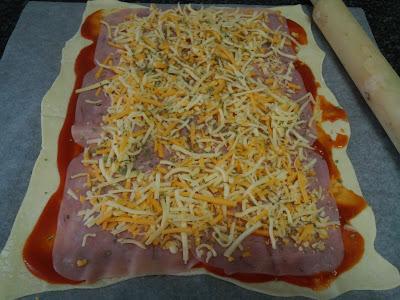 Hoy toca cena fácil: rollitos de pizza