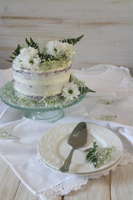 Naked cake de limón y arándanos con frosting de queso y limón naked-cake, naked-cake-arandanos, naked-cake-limon