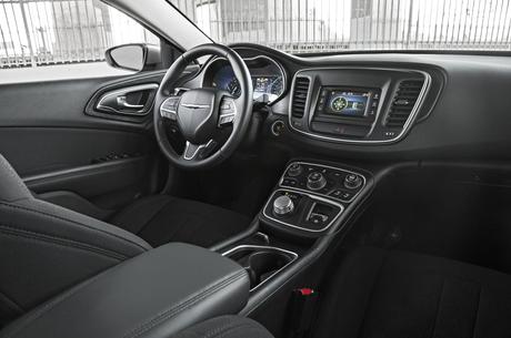 Chrysler 200 Ratings