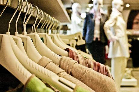 6 Prendas básicas que debes tener en tu armario 6 Prendas básicas que debes tener en tu armario