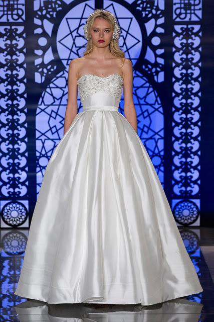 Reem Acra en la New York Bridal Week otoño-invierno 2016 Reem Acra en la New York Bridal Week otoño-invierno 2016