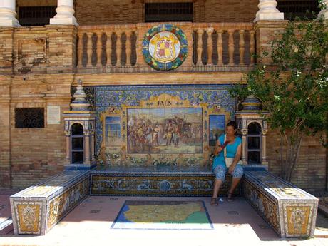 Los bancos de la Plaza de España (28): Jaén. Los bancos de la Plaza de España (28): Jaén.