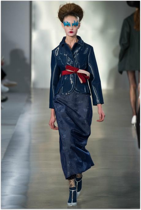 http://www.vogue.com/fashion-shows/spring-2016-ready-to-wear/maison-martin-margiela/slideshow/collection#20
