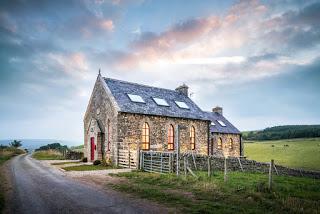 De antigua capilla a moderna casa rural