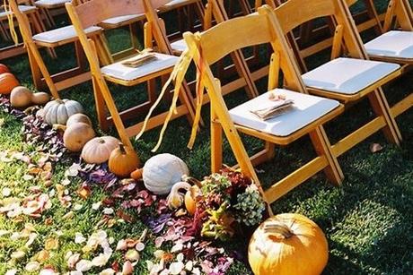 Decoración con calabazas para una boda de otoño - Foto: www.amoniqueaffair.com Decoración con calabazas para una boda de otoño - Foto: www.amoniqueaffair.com