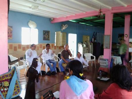 CENTRO SAI LA CONCEPCION SATSANG DE VEDAS - 18 DE OCTUBRE - OSSV REGION CENTRO CENTRO SAI LA CONCEPCION SATSANG DE VEDAS - 18 DE OCTUBRE - OSSV REGION CENTRO