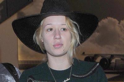 Iggy Azalea sin maquillaje parece rara Iggy Azalea sin maquillaje parece rara