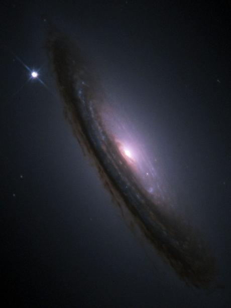 La supernova 1994D y el Universo inesperado