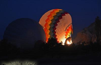 VUELO EN GLOBO EN LA CAPADOCIA VUELO EN GLOBO EN LA CAPADOCIA