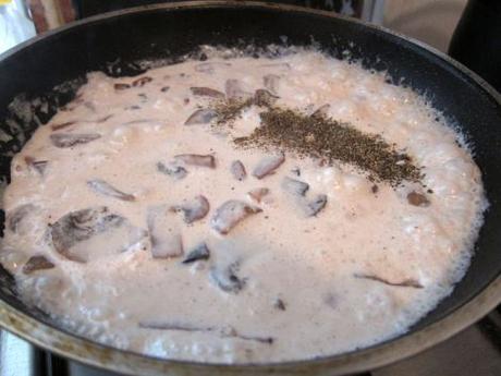 Brocheta de pollo y verduras con salsa de champiñones (#elAsaltablogs) brochetas-de-pollo-con-salsa-de-champiñones-