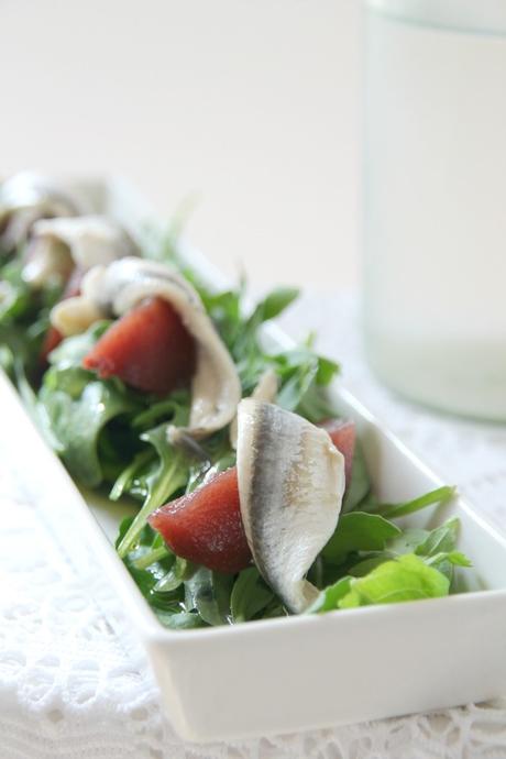 receta:: ensalada con peras al vino y boquerones