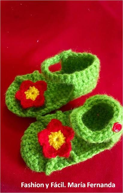 Ideas súper creativasy coloridas: hello kitty , sandalias con flores y buhos a crochet (Crocheted owl purse, an baby kitty slippers)
