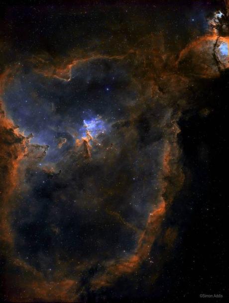 El resplandor de la nebulosa del Corazón El resplandor de la nebulosa del Corazón
