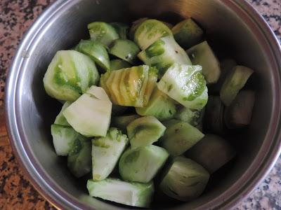 TOMATES VERDES ENCURTIDOS EN VINAGRE