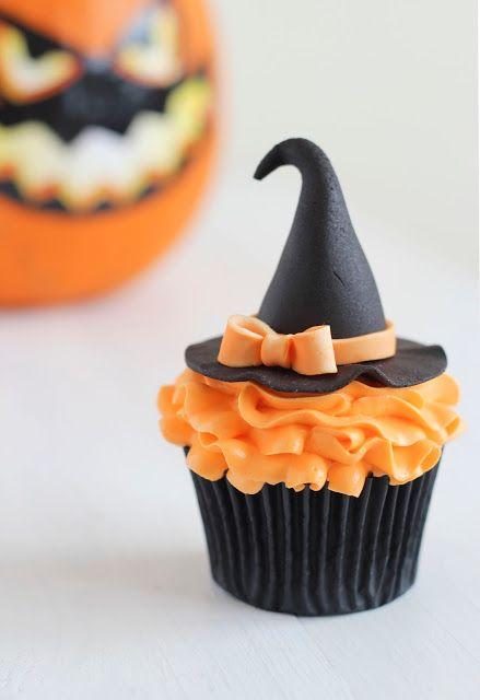 Witches hat cupcake idea - For all your cake decorating supplies, please visit craftcompany.co.uk: 