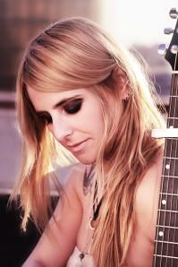 CRIS MÉNDEZ Y LÁNZANOS, HACIENDO REALIDAD UN SUEÑO CRIS MÉNDEZ Y LÁNZANOS, HACIENDO REALIDAD UN SUEÑO