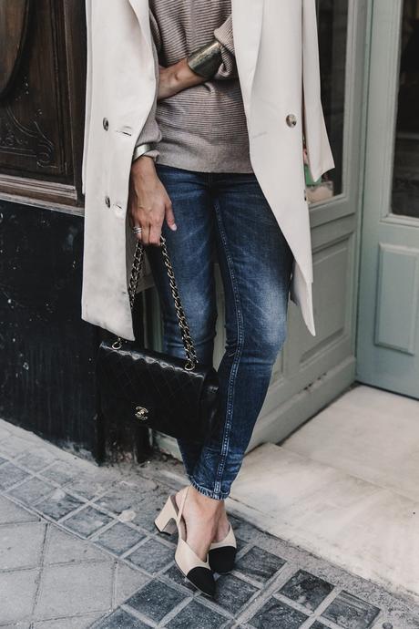Long_Blazer-Off_The_Shoulders_Knit-Jeans-Chanel_Escarpins_Shoes-Chanel_Bag-Hoop_Earring-Outfit-Street_Style-Topknot-33
