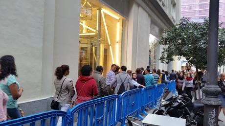 La cola de Primark Gran Vïa, sábado 24 de octubre de 2015