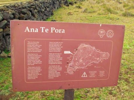 Cueva Ana Te Pora. Rapa Nui Cueva Ana Te Pora. Rapa Nui