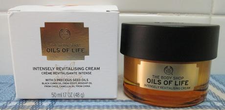 Spa of the World + Oil of Life (The Body Shop)