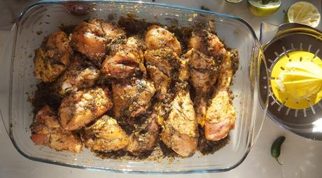Pollo Jerk y arroz con guisantes, el sabor del caribe Pollo Jerk y arroz con guisantes, el sabor del caribe