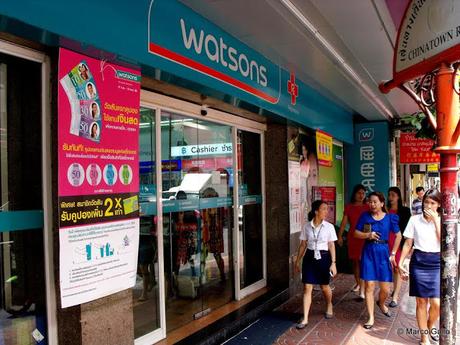 BANGKOK BEAUTY CONECTION :  #1  Tiendas Watsons