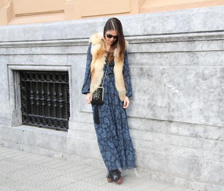 STREET STYLE INSPIRATION; BOHO DRESS IN FALL.-