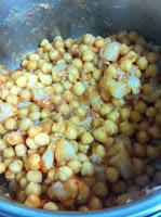 Garbanzos Con Bacalao Y Almejas