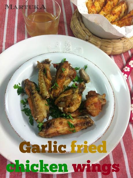 Alitas Fritas Al Ajillo (Garlic Fried Chicken Wings)