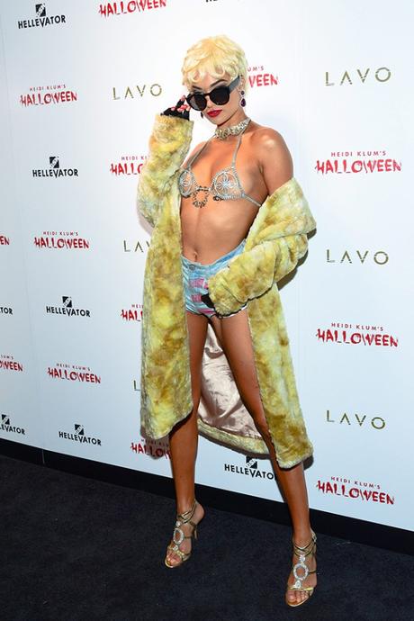 LOS FAMOSOS Y SUS DISFRACES DE HALLOWEEN Shanina Shaik