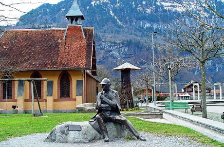 Sherlock Holmes en Suiza Sherlock Holmes Meiringen. Inshala. Fotografía: Yesuitus