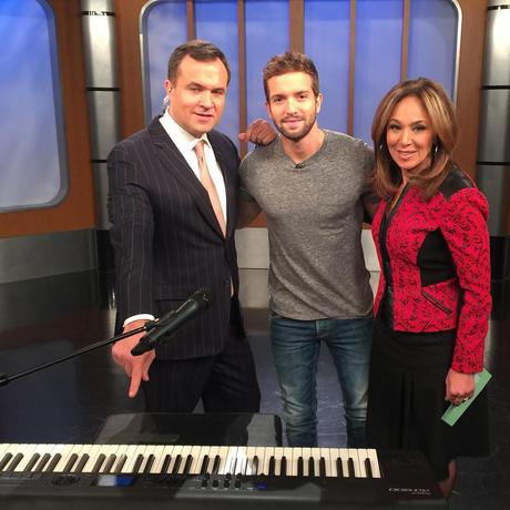 [NOTA+FOTOS] Pablo Alborán, protagonista en el programa 'Buenos días Nueva York' de la Fox