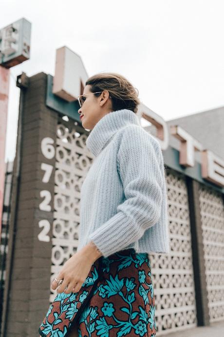 Hollywood Center Floral_Skirt-Blue_Knit-Light_Blue-Chanel_Shoes-Chanel_Bag-Outfit-LA-16