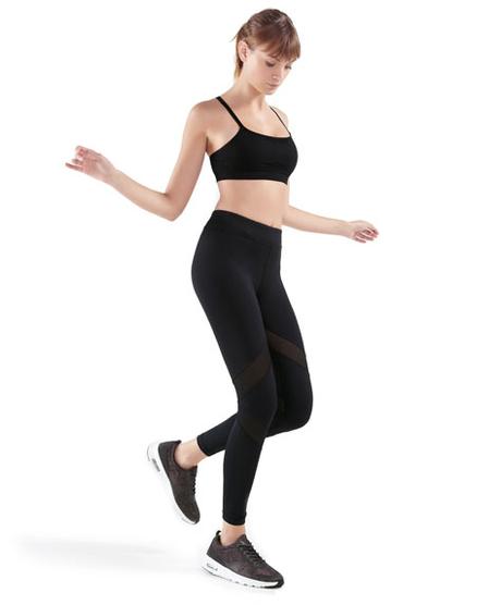 Oysho Gymwear Studio A/W 15-16 con la Parson Dance Company, una nueva apuesta por la danza. Oysho Gymwear Studio A/W 15-16 con la Parson Dance Company, una nueva apuesta por la danza.