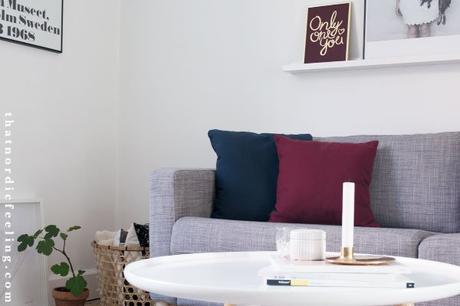 1 SALÓN, 1 COLOR EL GRANATE Y 2 OPCIONES PARA DECORARLO 1 SALÓN, 1 COLOR EL GRANATE Y 2 OPCIONES PARA DECORARLO