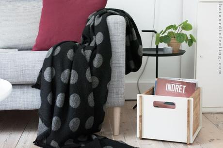 1 SALÓN, 1 COLOR EL GRANATE Y 2 OPCIONES PARA DECORARLO 1 SALÓN, 1 COLOR EL GRANATE Y 2 OPCIONES PARA DECORARLO