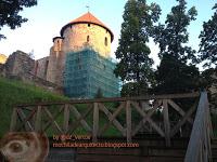 El pueblo de Cesis en Gaujas y su castillo El pueblo de Cesis en Gaujas y su castillo