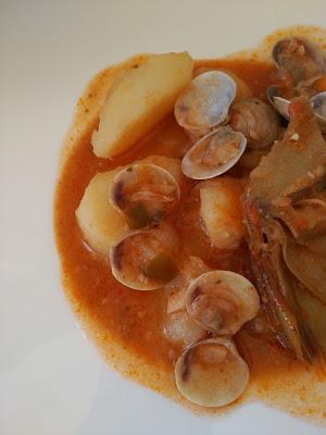 CAZUELA DE PAPAS CON ALMEJAS